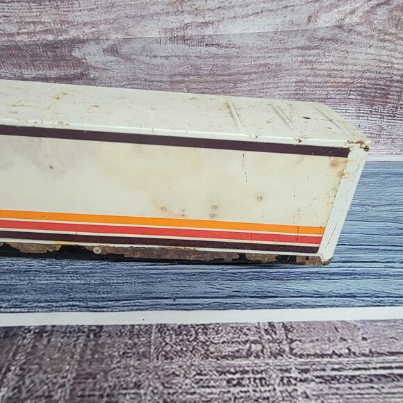 Vintage Nylint pressed steel Schoeps ice cream semi trailer white and orange - Picture 10 of 15
